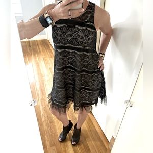 Hem & Thread Lace Overlay Dress